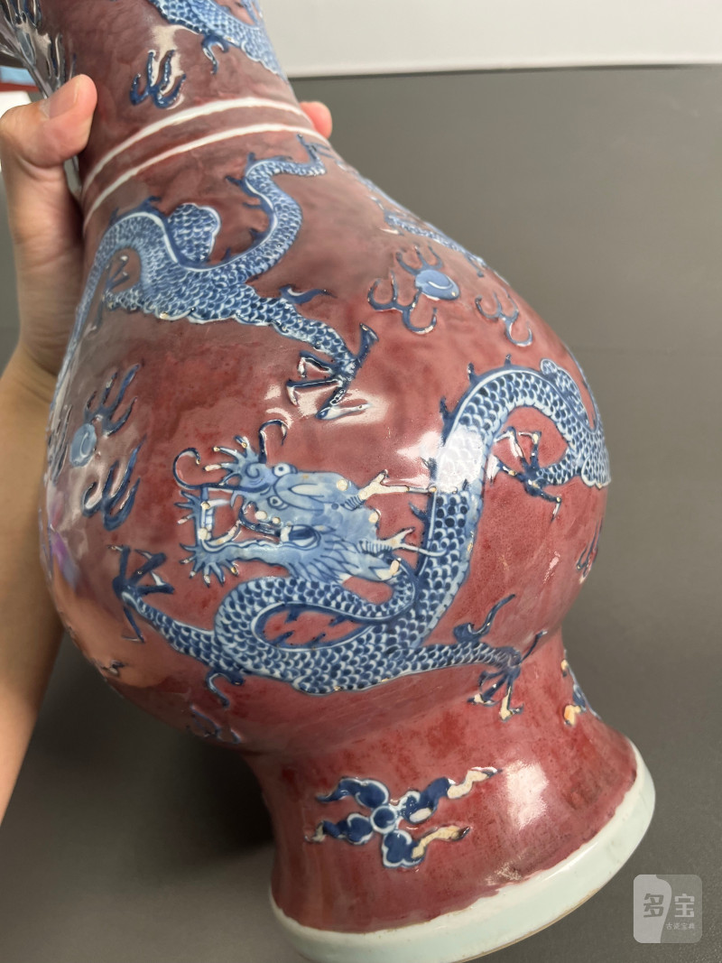 清康熙  青花釉里红堆塑云龙纹琵琶尊 - 图12